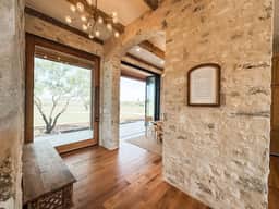 Estate & Sunday House at The Sanctuary - Image 4