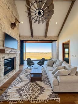 Sunday House at The Sanctuary - Image 2