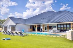 The Villa at The Retreat - Image 2