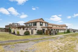 Equestrian House & Guesthouse on 11 acres - Image 4